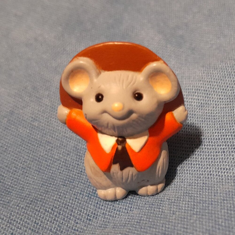 Hallmark 1990 Miniature Thanksgiving Figure